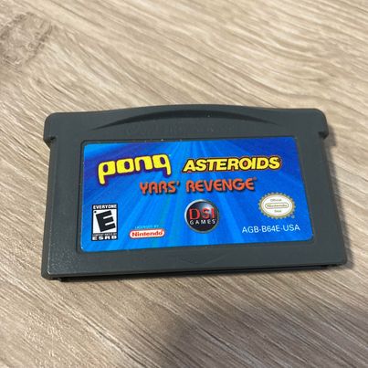 Pong / Asteroids / Yar's Revenge GameBoy Advance