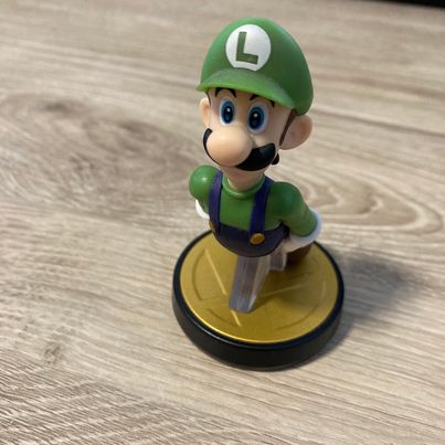 Luigi Amiibo