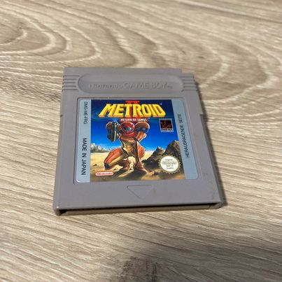 Metroid 2 Return Of Samus GameBoy