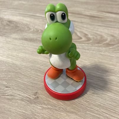 Yoshi - Super Mario Amiibo