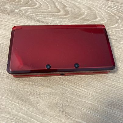 Nintendo 3DS Flame Red Nintendo 3DS