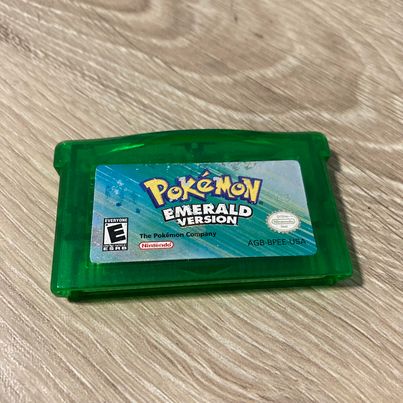 Pokemon Emerald GameBoy Advance