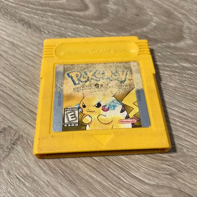 Pokemon Yellow GameBoy
