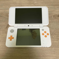 New Nintendo 2DS XL White + Orange Nintendo 3DS Console