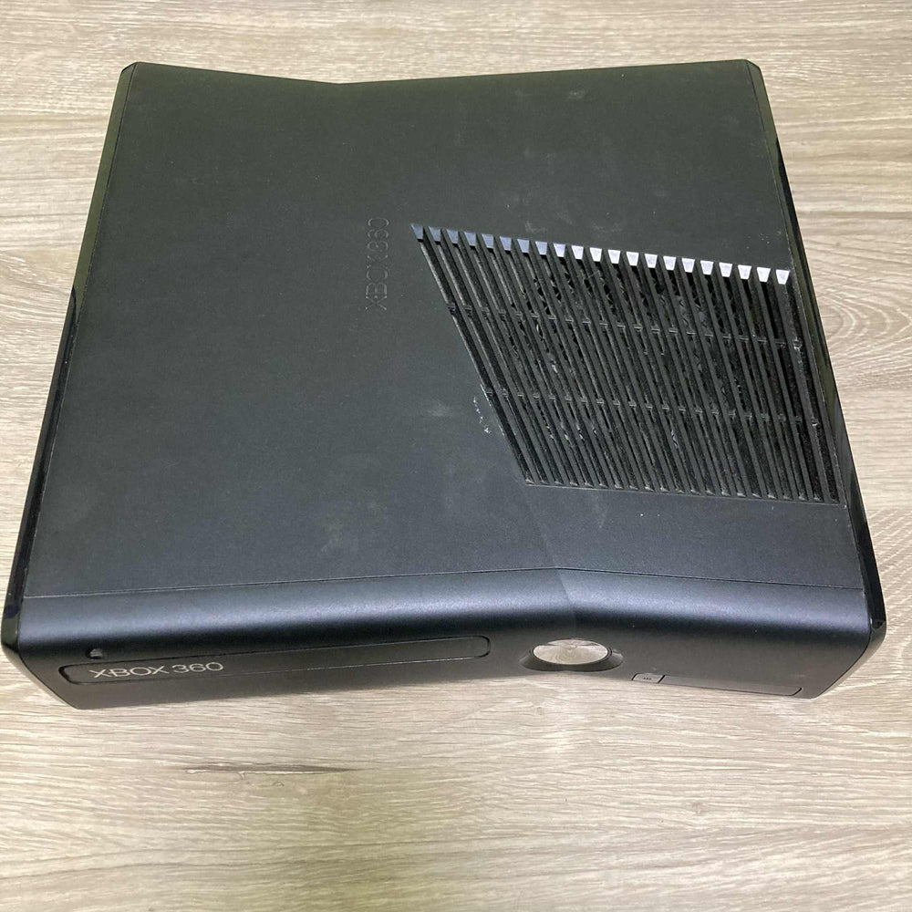 Xbox 360 Slim Console 4GB Xbox 360 Console