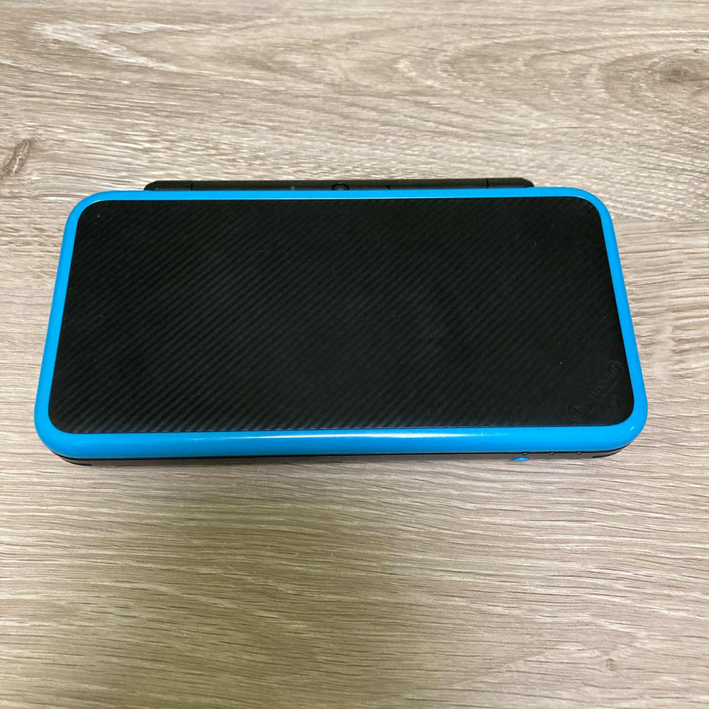 New Nintendo 2DS XL Black + Turquoise Nintendo 3DS Console