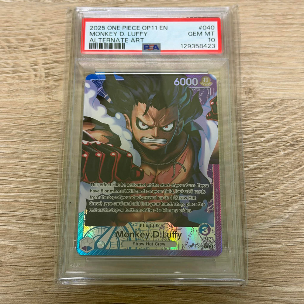 Monkey.D.Luffy (040) (Alternate Art) [A Fist of Divine Speed] PSA 10 (129358423) Graded Card
