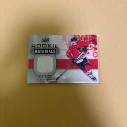 2019/20 Upper Deck Series 2 Kirby Dach Rookie Materials Jersey Chicago Blackhawks RM-KD Sports Card