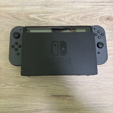 Nintendo Switch with Blue and Red Joy-con [Version 2] Nintendo Switch