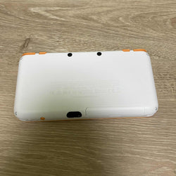 New Nintendo 2DS XL White + Orange Nintendo 3DS Console