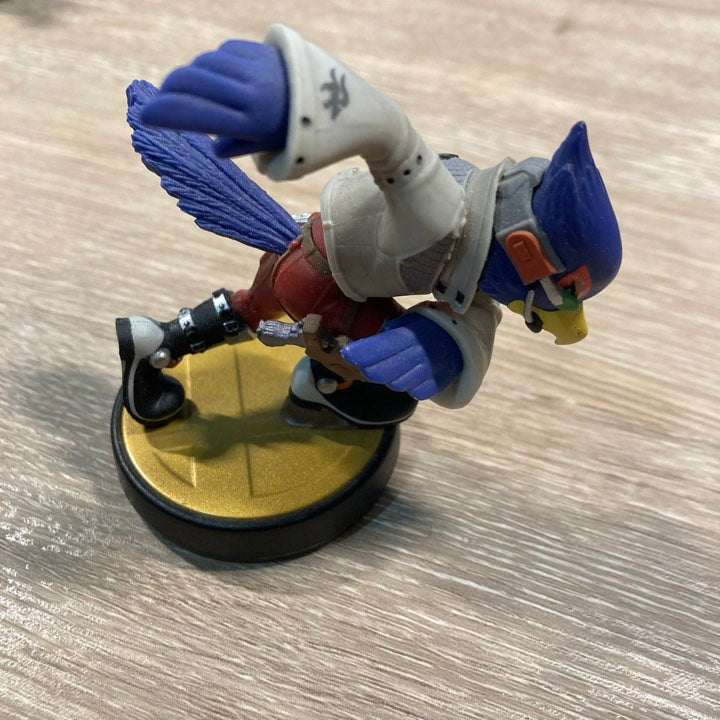 Falco Amiibo
