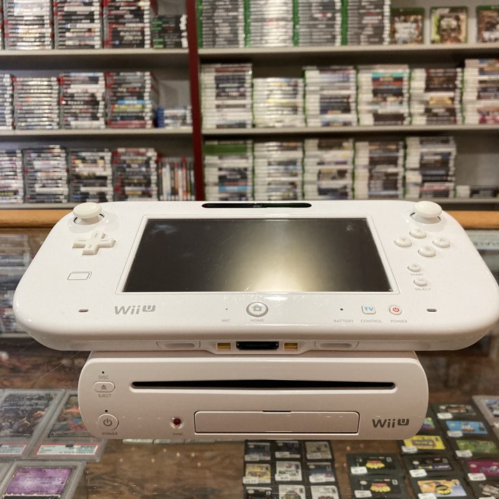 Wii U Console Basic White 8GB Wii U Console