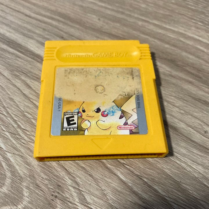 Pokemon Yellow GameBoy