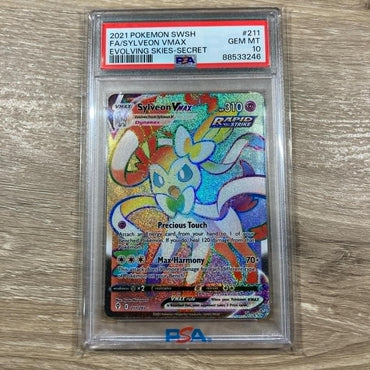 Sylveon VMAX (211/203) [Sword & Shield: Evolving Skies] PSA 10 (88533246) Graded Card