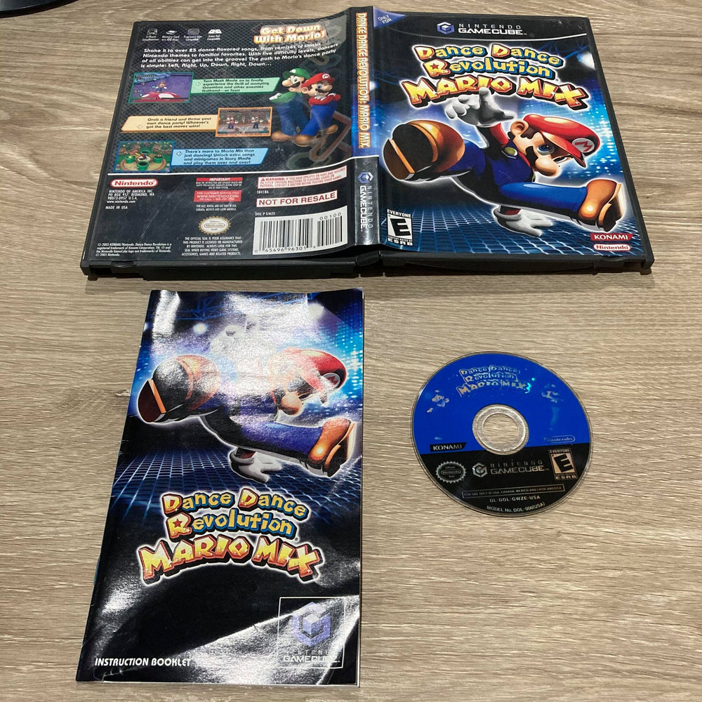 Dance Dance Revolution Mario Mix + Playmat Gamecube