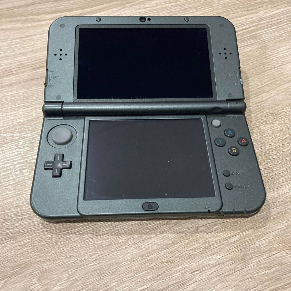 New Nintendo 3DS XL Black Nintendo 3DS Console
