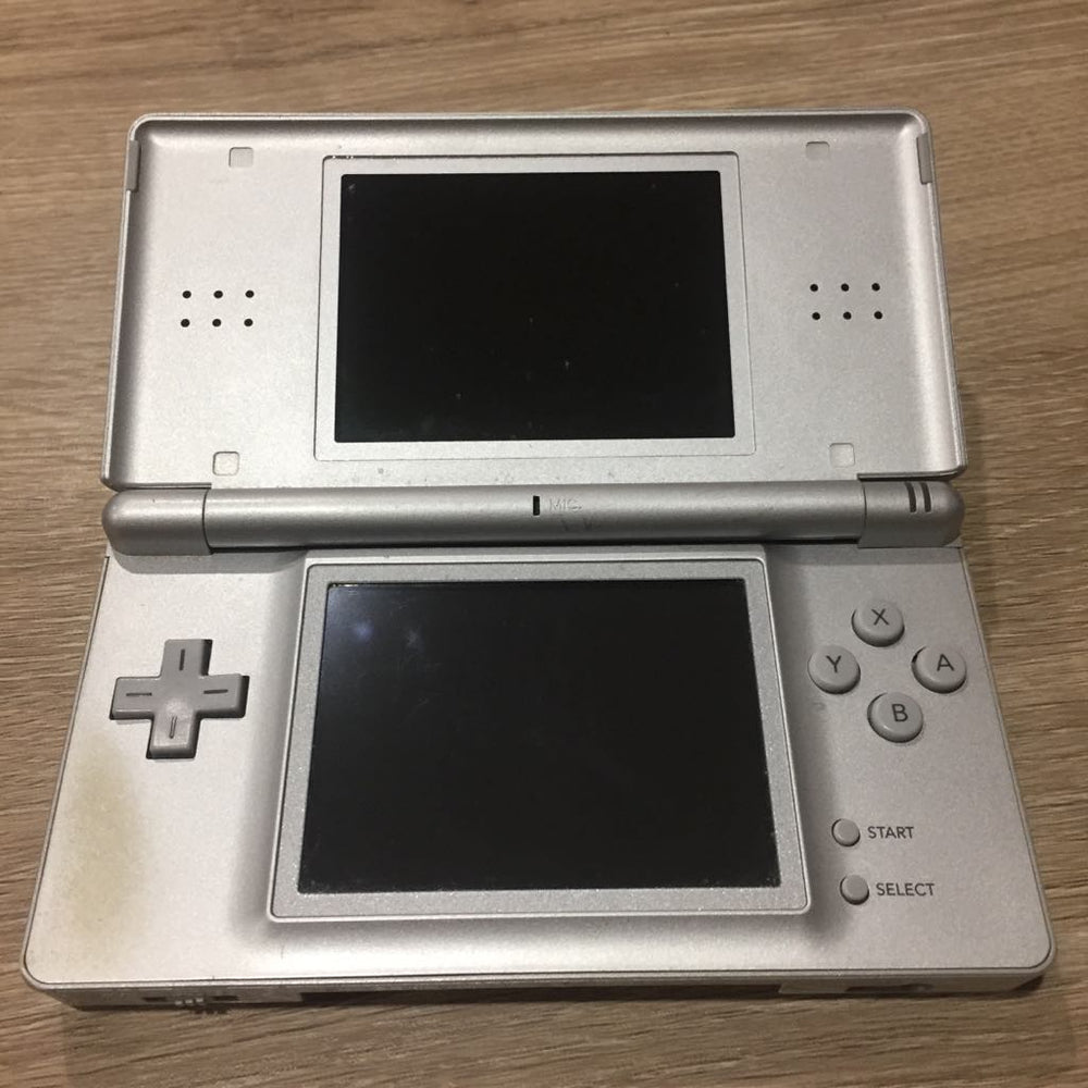 Metallic Silver Nintendo DS Lite Nintendo DS