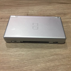 Metallic Silver Nintendo DS Lite Nintendo DS