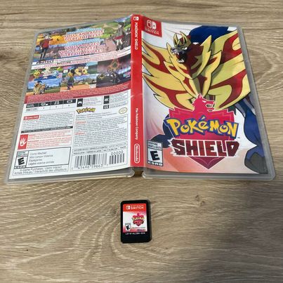 Pokemon Shield Nintendo Switch