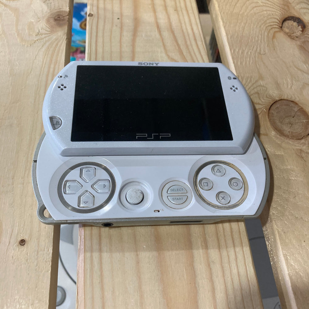 PSP Go Pearl White PSP Console