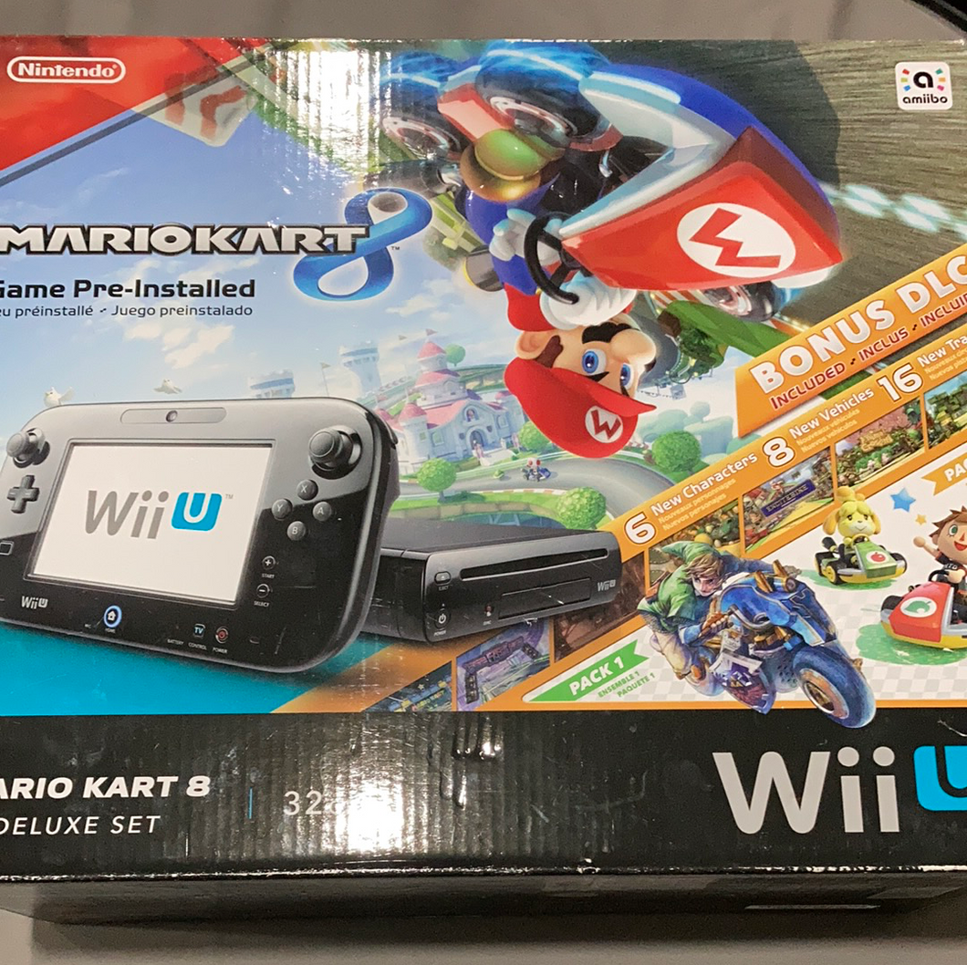 Wii U Console Deluxe: Mario Kart 8 Edition Console